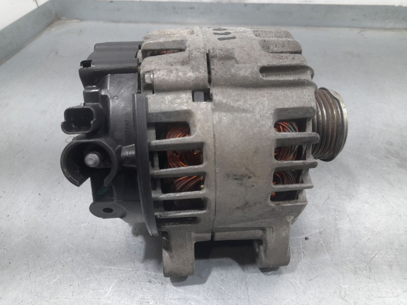 Recambio de alternador para citroën c3 picasso seduction referencia OEM IAM 9678048880 CL15 VALEO