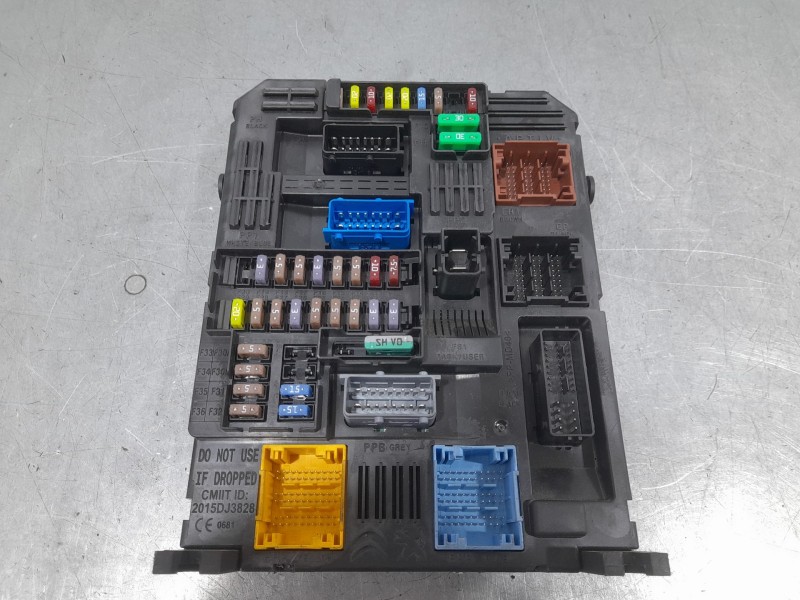 Recambio de caja reles / fusibles para peugeot 2008 (p1) allure referencia OEM IAM 9855665080  