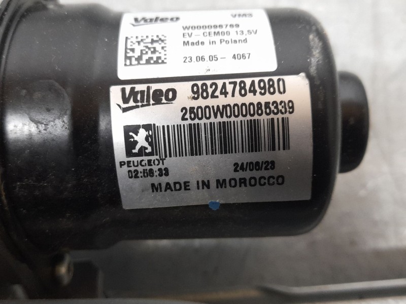 Recambio de motor limpia delantero para peugeot 2008 (p1) allure referencia OEM IAM 9824784980  VALEO