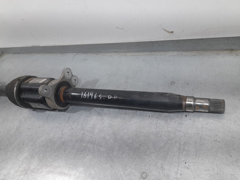 Recambio de transmision delantera derecha para jeep cherokee limited 4x2 referencia OEM IAM T4W1546A0530  