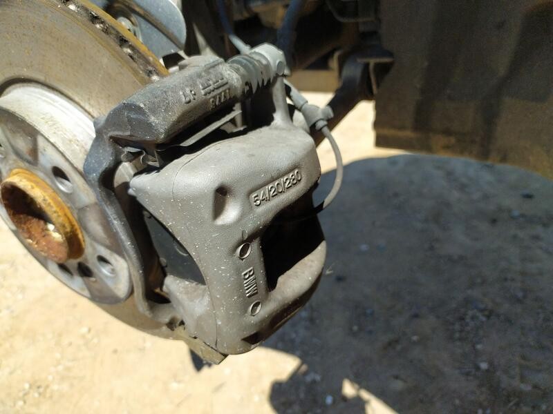 Recambio de pinza freno delantera izquierda para bmw i3 (i01) electric referencia OEM IAM 34116860269 TRW 