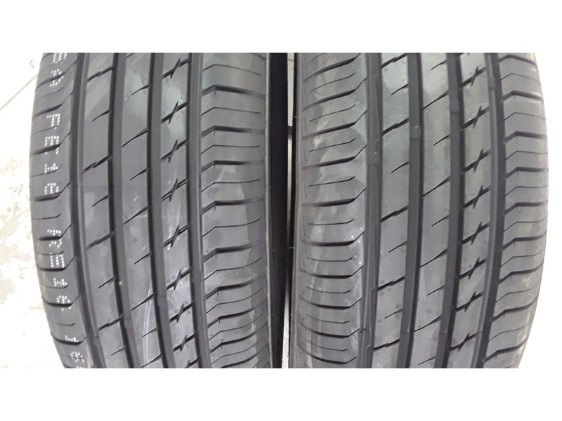 Recambio de neumatico pareja para neumaticos nuevos - referencia OEM IAM 215601796V SAILUN 215/60/17/96V