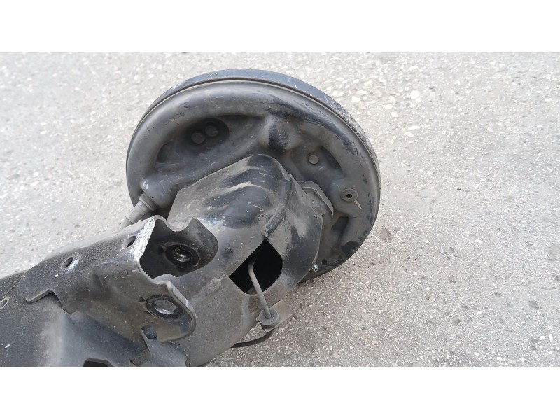 Recambio de puente trasero para nissan micra v (k14) 5 puertas referencia OEM IAM 555015FA3A  TAMBOR , 5 TORNILLOS , C/ ABS