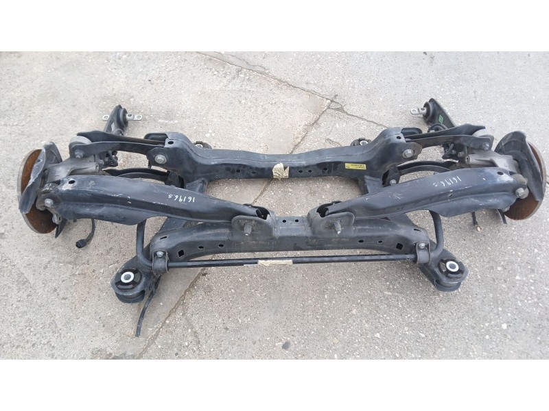 Recambio de puente trasero para jeep cherokee limited 4x2 referencia OEM IAM 04877382AF  DISCO , 5 TORNILLOS , C/ ABS