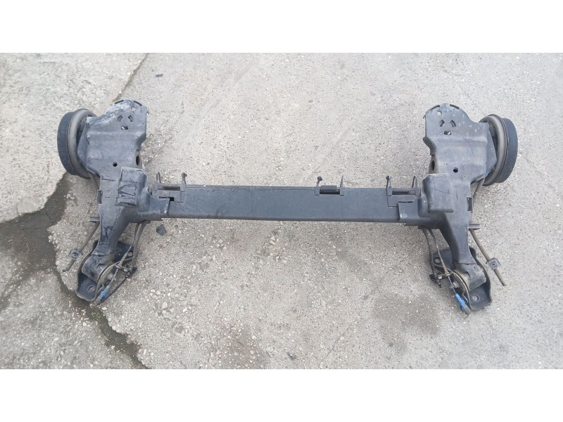 Recambio de puente trasero para citroën c3 iii (sx) 1.2 vti 82 referencia OEM IAM 1607197380 TAMBOR C/ABS Y 4 TORNILLOS 