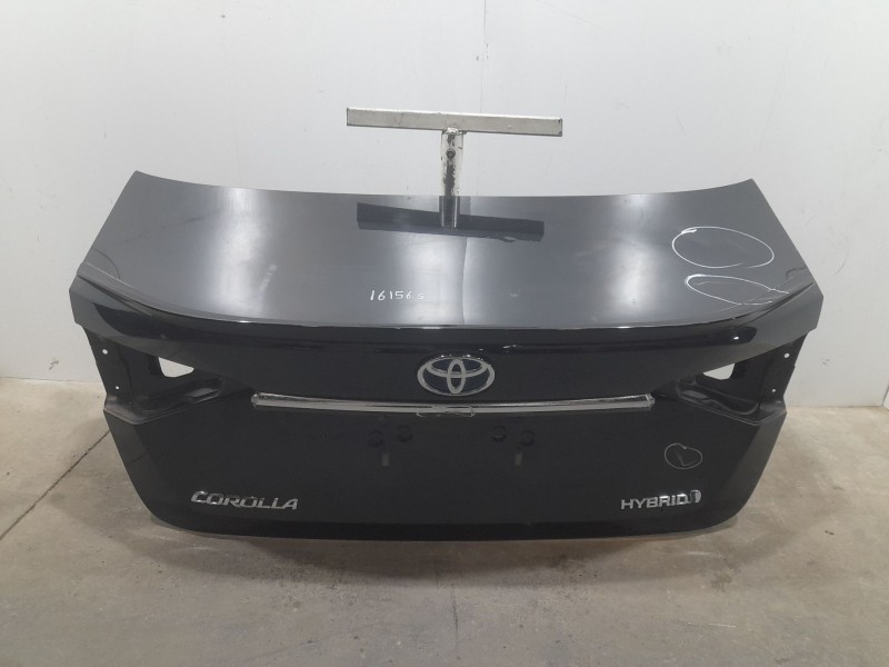 Recambio de tapa maletero para toyota corolla (e21) hybrid active referencia OEM IAM 6440102F30  TOCADA