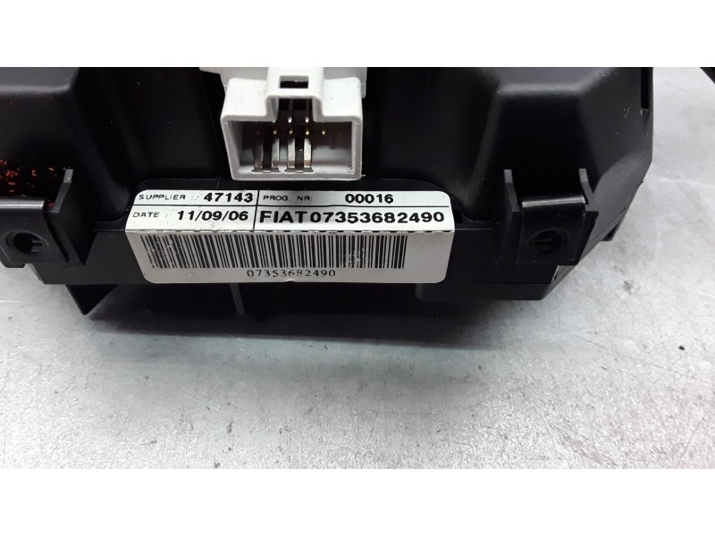 Recambio de mando luces y limpia para fiat stilo (192) 1.9 120 racing multijet referencia OEM IAM 07353682490  