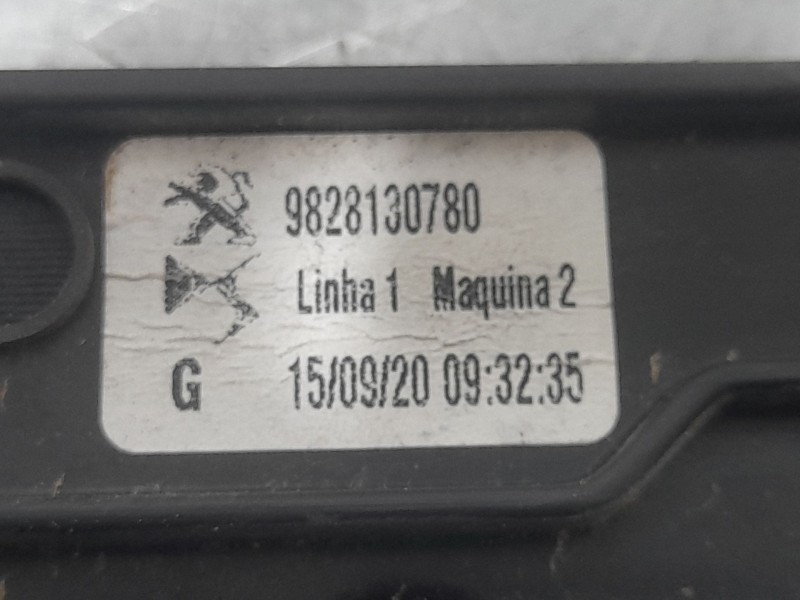 Recambio de elevalunas delantero izquierdo para peugeot 2008 ii (ud_, us_, uy_, uj_, ur_, uc_) 1.5 bluehdi 100 referencia OEM IA