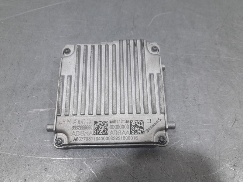 Recambio de camara para lynk & co 01 phev referencia OEM IAM 8892669680  