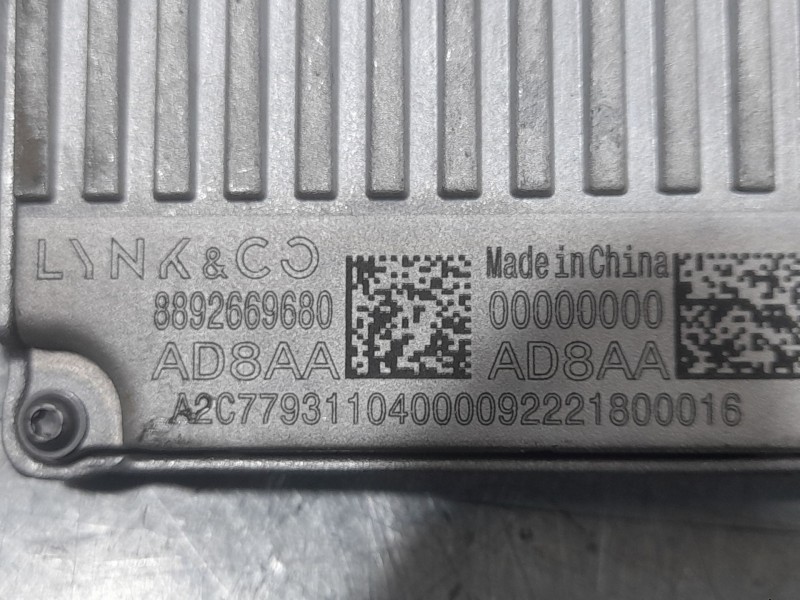 Recambio de camara para lynk & co 01 phev referencia OEM IAM 8892669680  