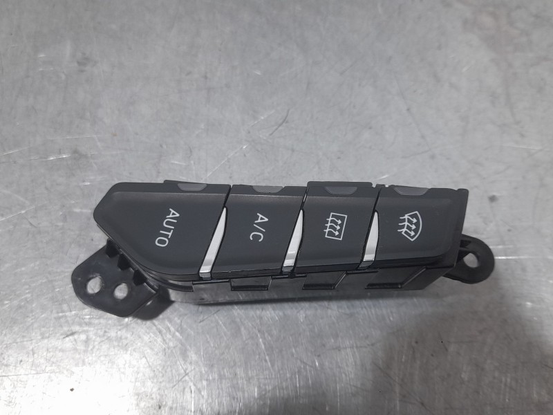 Recambio de mando multifuncion para lynk & co 01 phev referencia OEM IAM 8890493657 CLIMA 