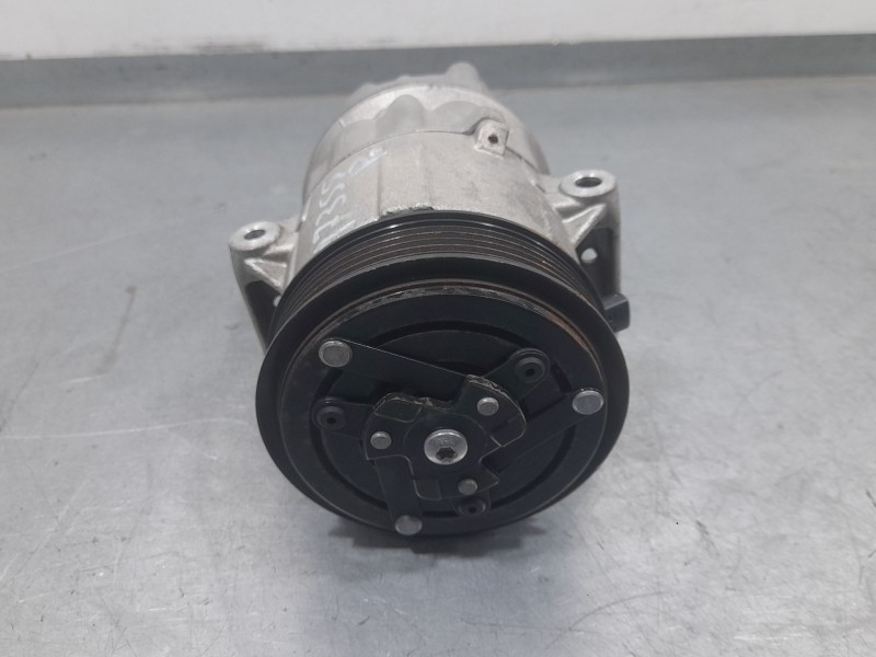 Recambio de compresor aire acondicionado para fiat tipo hatchback (356_, 357_) 1.4 (356hxa1b) referencia OEM IAM 52017359  