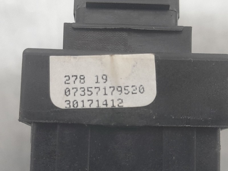 Recambio de mando elevalunas trasero derecho para fiat tipo hatchback (356_, 357_) 1.4 (356hxa1b) referencia OEM IAM 7357179520 
