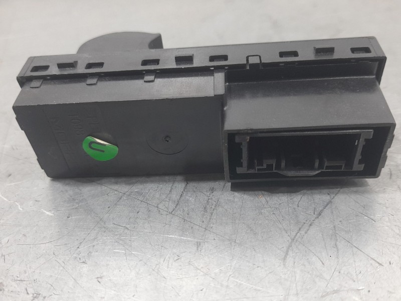 Recambio de mando elevalunas trasero izquierdo para fiat tipo hatchback (356_, 357_) 1.4 (356hxa1b) referencia OEM IAM 735717952