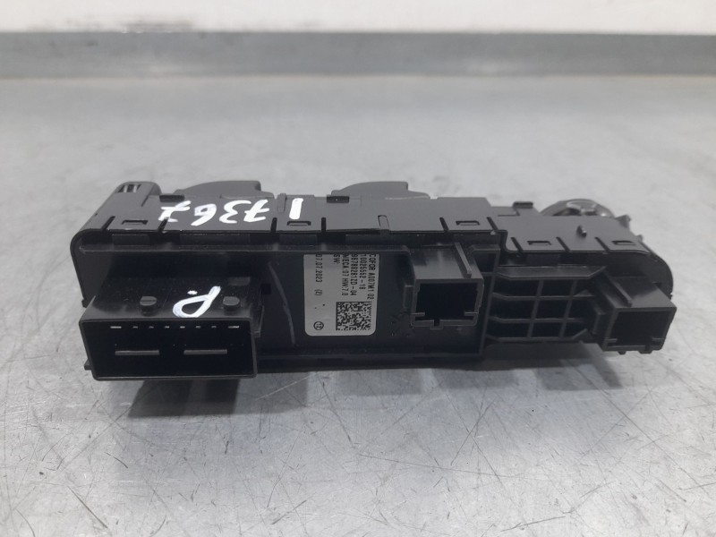 Recambio de mando elevalunas delantero izquierdo para opel crossland x / crossland (p17, p2qo) 1.2 (75) referencia OEM IAM 96788