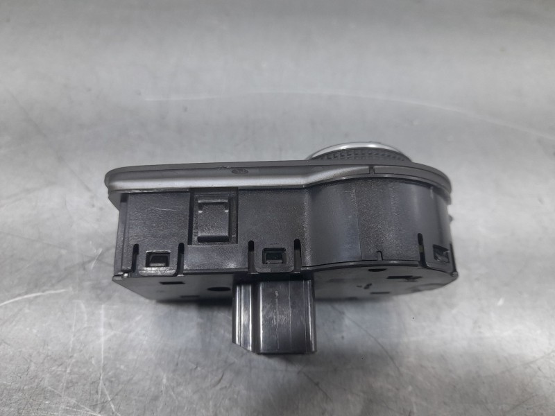 Recambio de mando luces para opel crossland x / crossland (p17, p2qo) 1.2 (75) referencia OEM IAM 39208051  