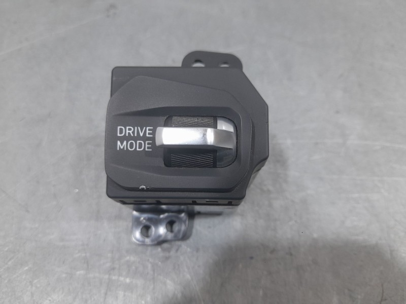 Recambio de interruptor para lynk & co 01 phev referencia OEM IAM 8889581798 DRIVE MODE 