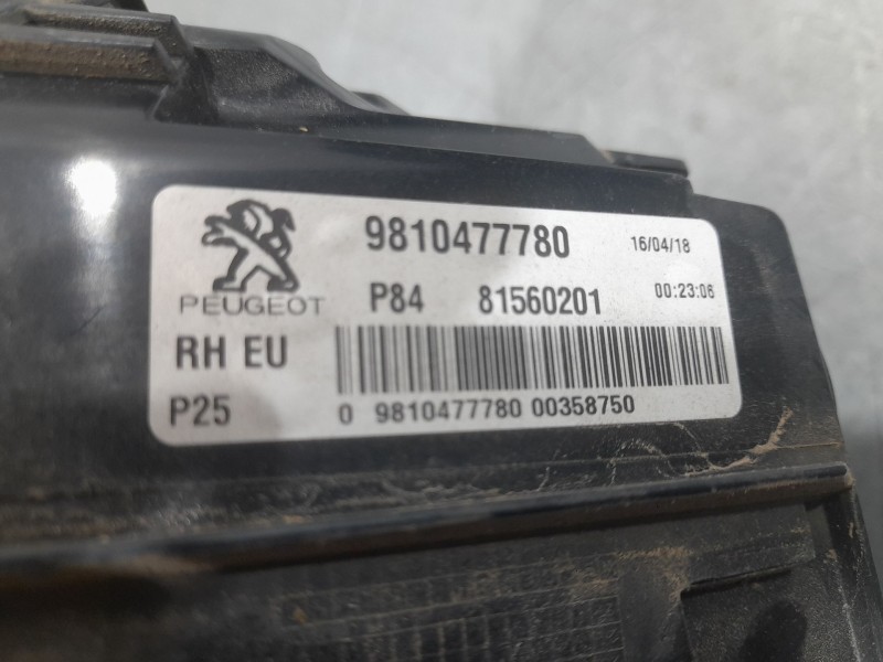 Recambio de piloto trasero derecho para peugeot 3008 gt-line referencia OEM IAM 9810477780  INTERIOR
