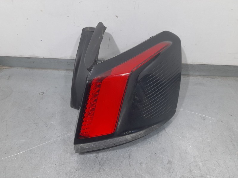 Recambio de piloto trasero derecho para peugeot 3008 gt-line referencia OEM IAM 9810477080  EXTERIOR