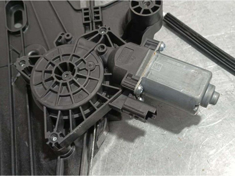 Recambio de elevalunas delantero derecho para peugeot 308 active pack bluehdi 130 s&s referencia OEM IAM 9830815180  ELECTRICO 2