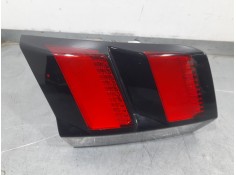 Recambio de piloto trasero izquierdo para peugeot 3008 gt-line referencia OEM IAM 9810477880  INTERIOR , RAYADO