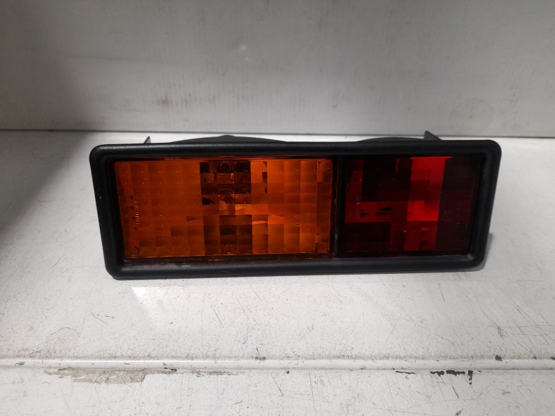 Recambio de piloto trasero derecho paragolpes para land rover discovery i (lj) 2.5 tdi 4x4 referencia OEM IAM AMR6510 BRITPARTS 