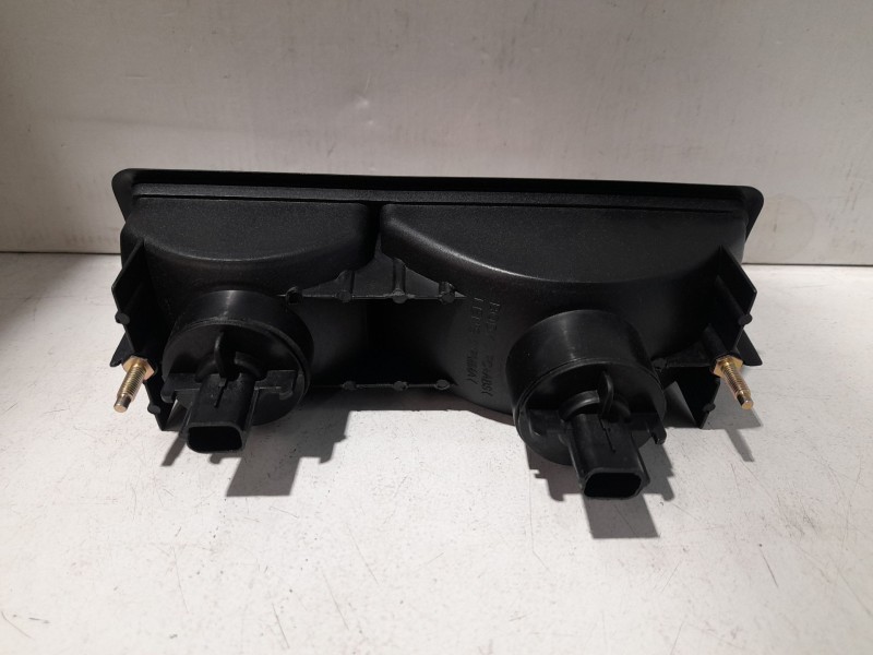 Recambio de piloto trasero derecho paragolpes para land rover discovery i (lj) 2.5 tdi 4x4 referencia OEM IAM AMR6510 BRITPARTS 