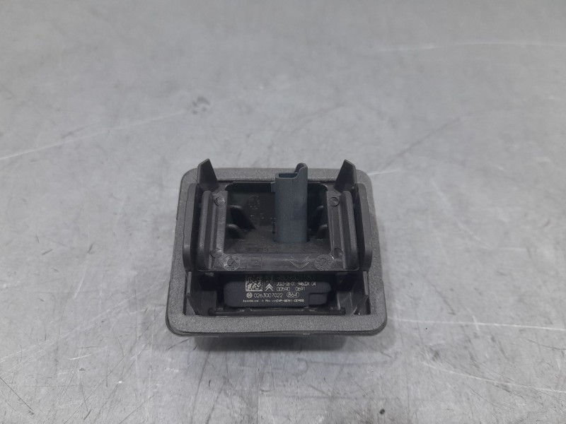 Recambio de camara vision trasera para opel crossland x / crossland (p17, p2qo) 1.2 (75) referencia OEM IAM 9809301180 026300702