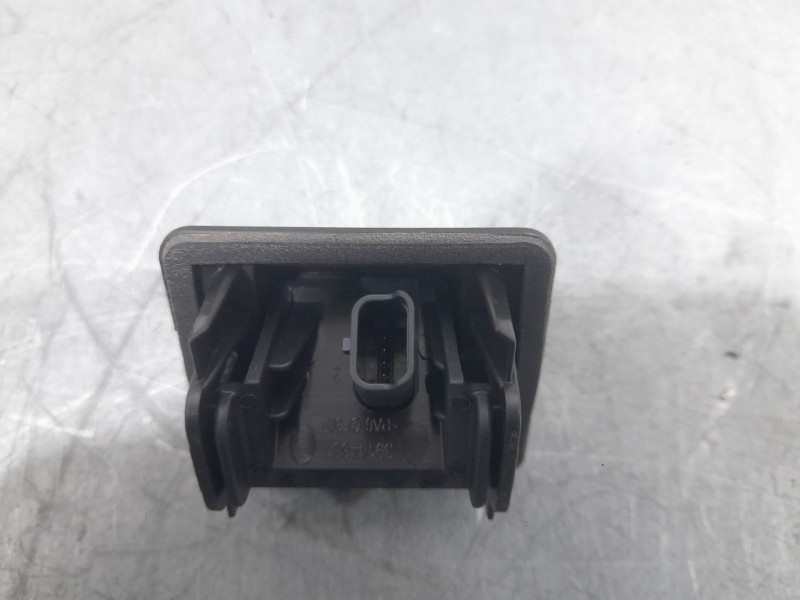 Recambio de camara vision trasera para opel crossland x / crossland (p17, p2qo) 1.2 (75) referencia OEM IAM 9809301180 026300702