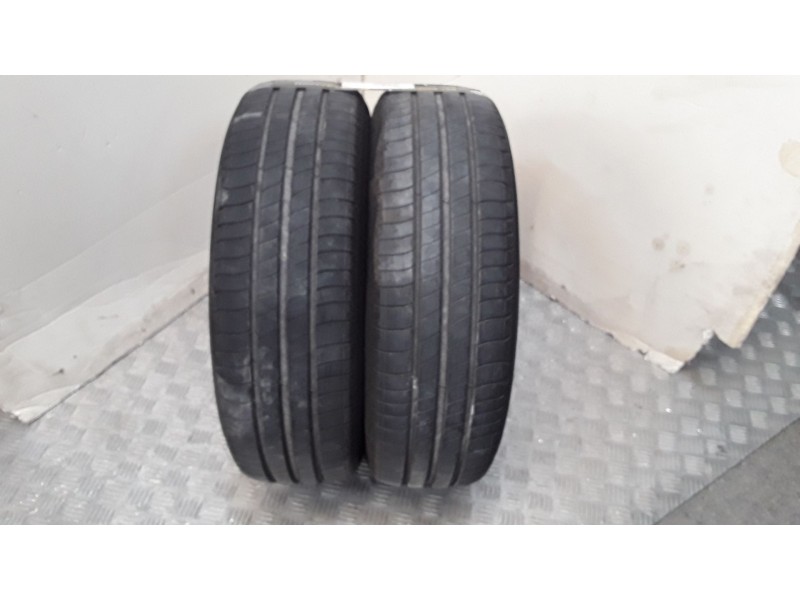 Recambio de neumatico pareja para neumaticos reutilizados - referencia OEM IAM 175651584H MICHELIN 175/65/15/84H