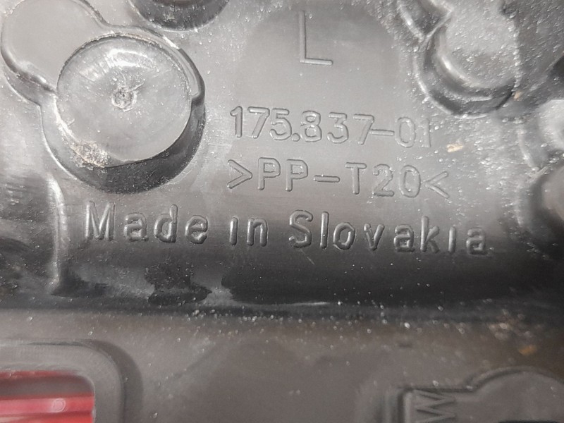 Recambio de piloto trasero izquierdo para audi a1 (8x) attraction referencia OEM IAM 8X0945093  