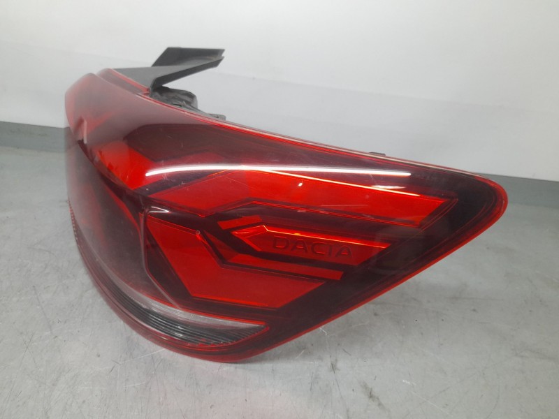 Recambio de piloto trasero derecho para dacia sandero iii 1.0 tce 90 referencia OEM IAM 265509530R  