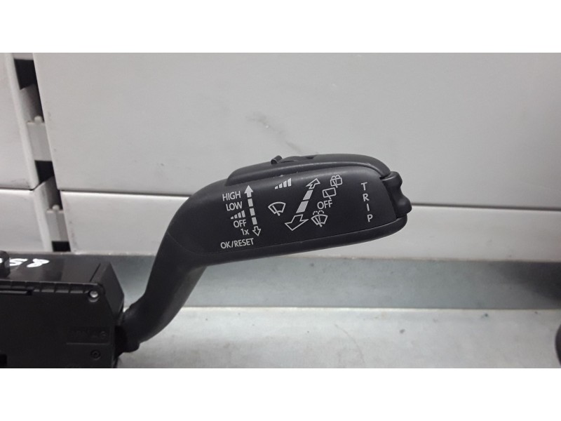 Recambio de mando luces y limpia para seat ibiza st (6j8) style referencia OEM IAM 7H0953503GJ  