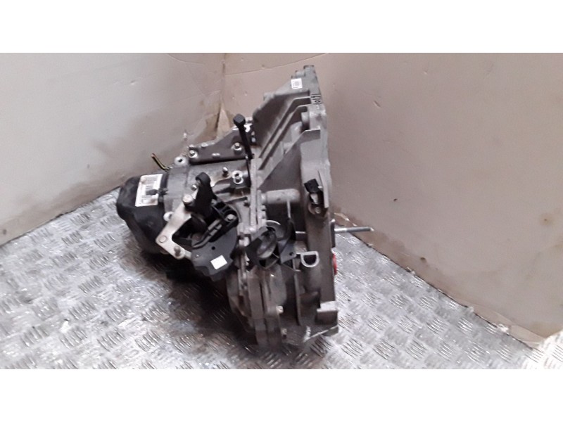 Recambio de caja cambios para nissan micra v (k14) 5 puertas referencia OEM IAM JR5072 A008181 5 VELOCIDADES