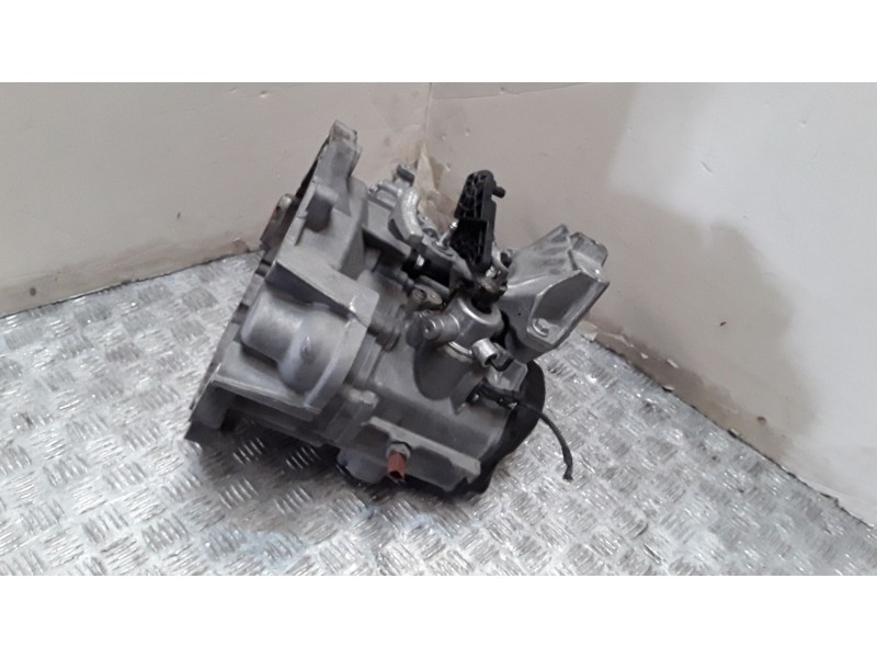 Recambio de caja cambios para seat arona style edition referencia OEM IAM SBV 241018 5 VELOCIDADES