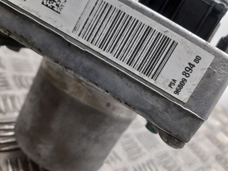 Recambio de bomba direccion electrica para citroën c4 coupe collection referencia OEM IAM 9680989480  