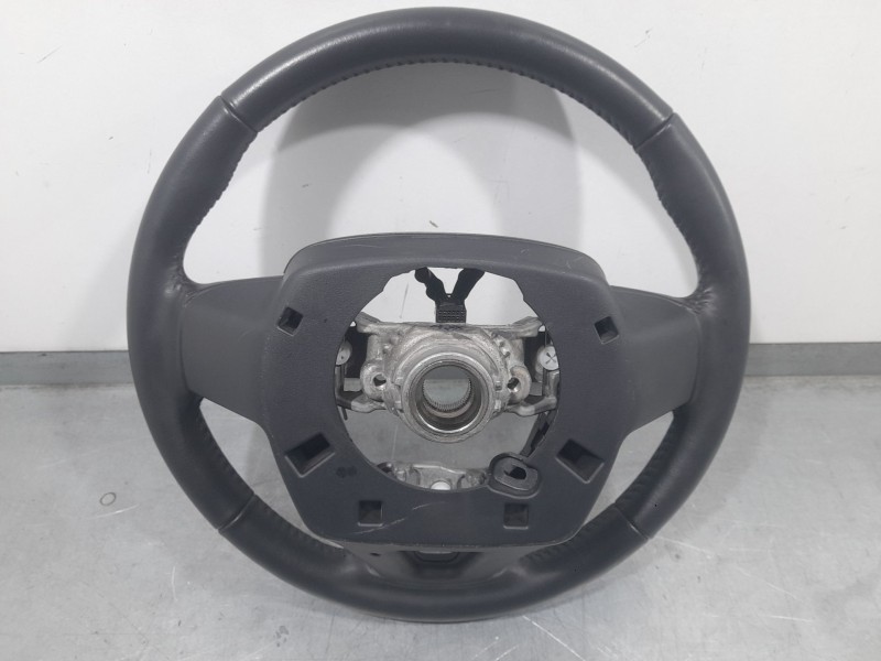 Recambio de volante para toyota corolla (e21) hybrid active referencia OEM IAM 451000Z340  