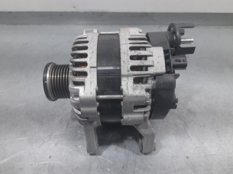 Recambio de alternador para nissan micra v (k14) 5 puertas referencia OEM IAM 231005FN6A  