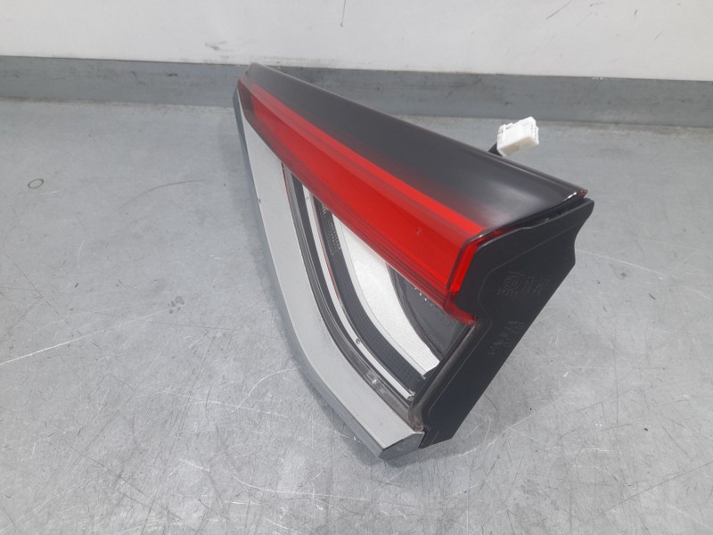 Recambio de piloto trasero derecho para toyota corolla (e21) hybrid active referencia OEM IAM 8158102C50  INTERIOR