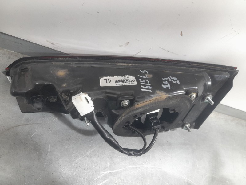 Recambio de piloto trasero izquierdo para toyota corolla (e21) hybrid active referencia OEM IAM 8159102C40  INTERIOR