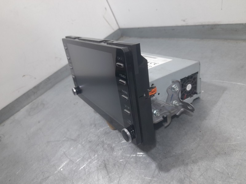 Recambio de sistema navegacion gps para toyota corolla (e21) hybrid active referencia OEM IAM 8614002840  