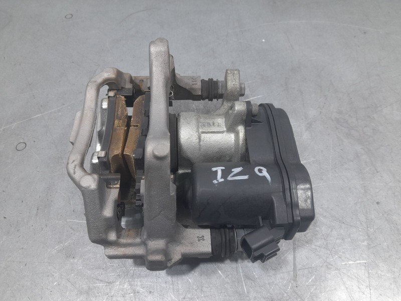 Recambio de pinza freno trasera izquierda para toyota corolla (e21) hybrid active referencia OEM IAM 46310F4011  TRW