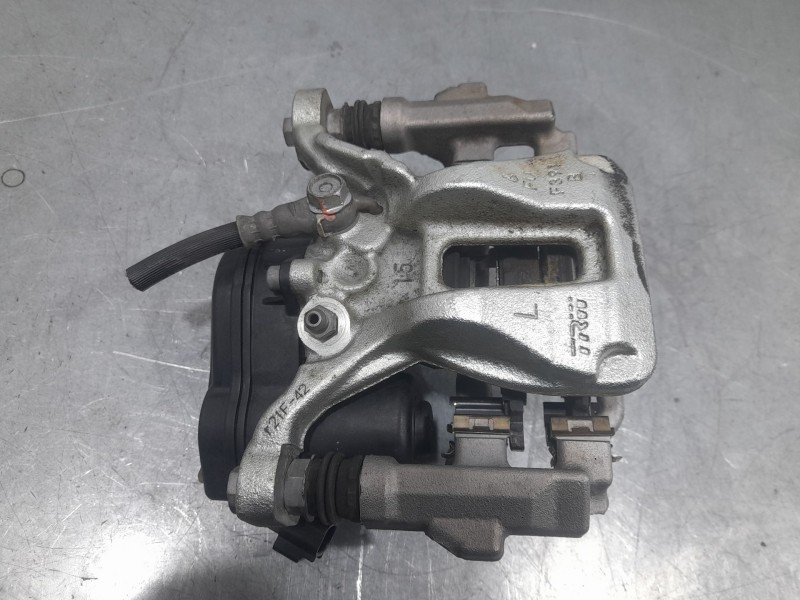 Recambio de pinza freno trasera izquierda para toyota corolla (e21) hybrid active referencia OEM IAM 46310F4011  TRW