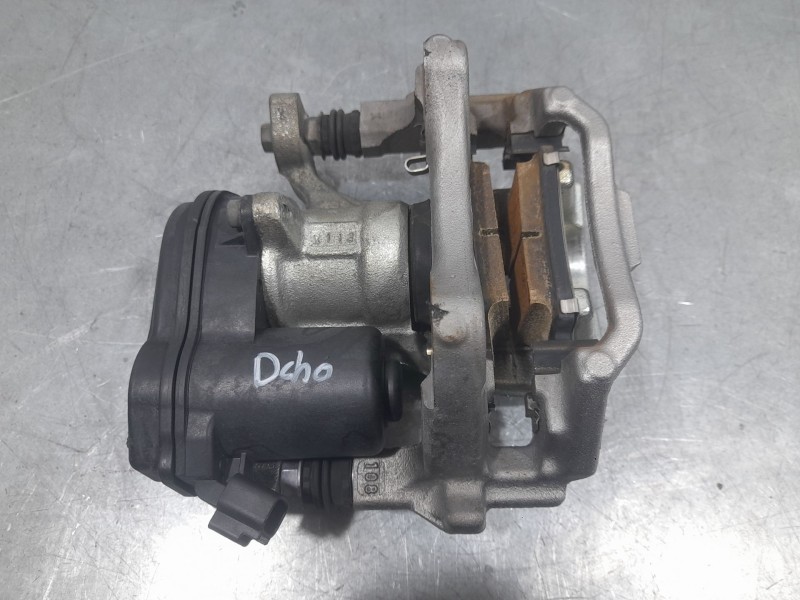 Recambio de pinza freno trasera derecha para toyota corolla (e21) hybrid active referencia OEM IAM 46310F4011  TRW