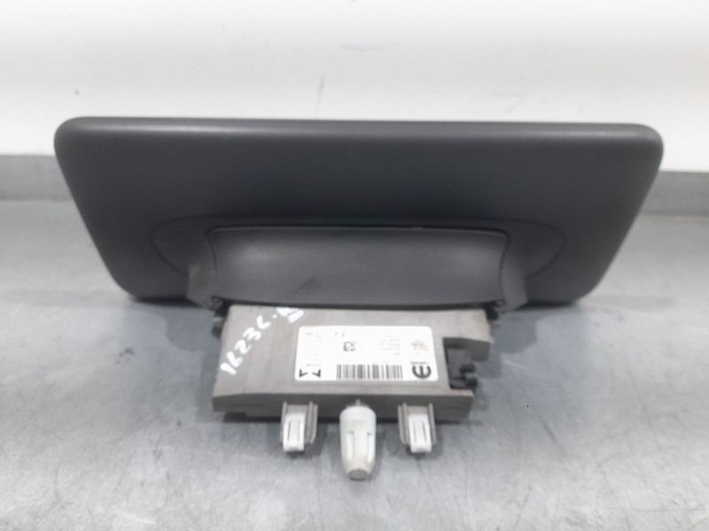 Recambio de sistema navegacion gps para fiat 500 e icon referencia OEM IAM 522051310  