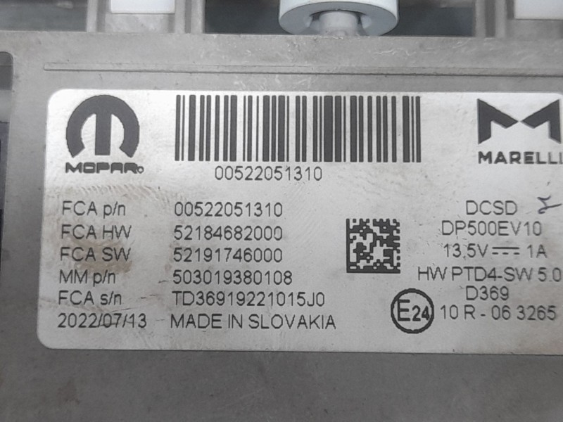 Recambio de sistema navegacion gps para fiat 500 e icon referencia OEM IAM 522051310  