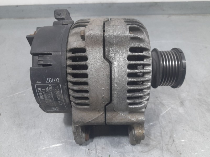 Recambio de alternador para seat toledo i (1l2) 1.9 tdi referencia OEM IAM 028903028J 0123320038 BOSCH