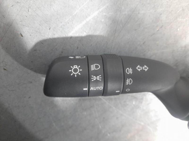 Recambio de mando luces para toyota corolla (e21) hybrid active referencia OEM IAM 02D7017J910  