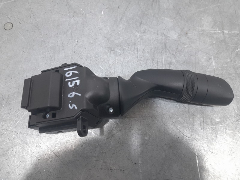 Recambio de mando luces para toyota corolla (e21) hybrid active referencia OEM IAM 02D7017J910  