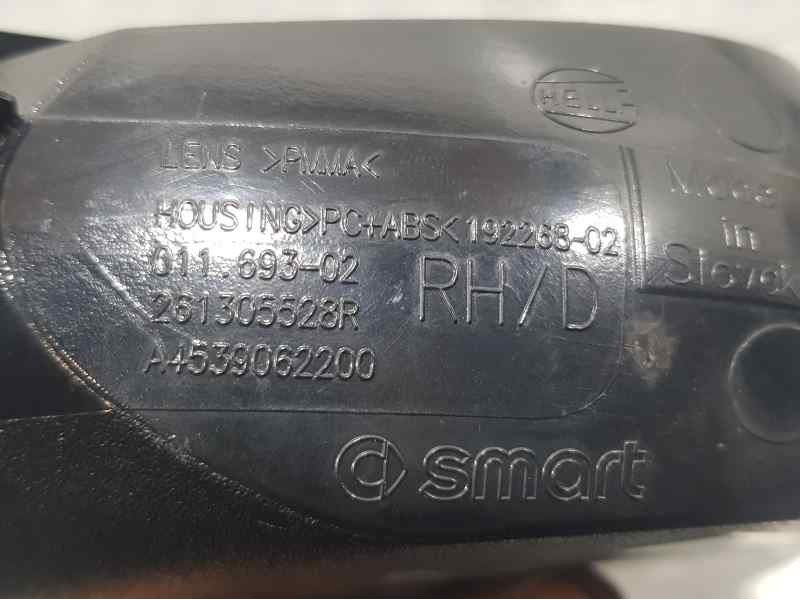 Recambio de piloto delantero derecho para smart fortwo coupe passion referencia OEM IAM 261305528R  INTERMITENTE